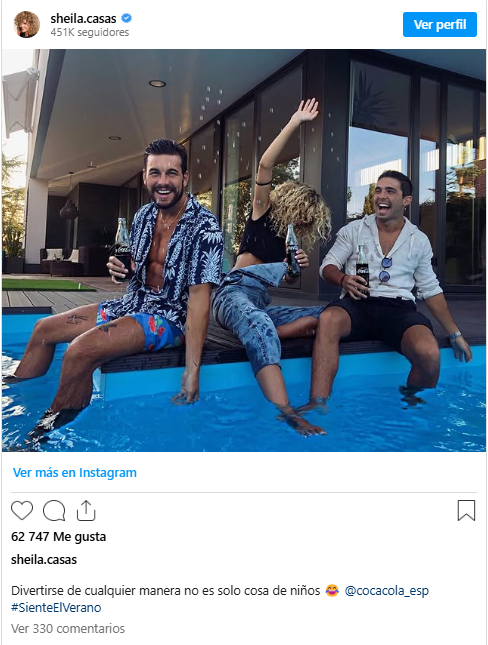 Mario Casas y sus hermanos